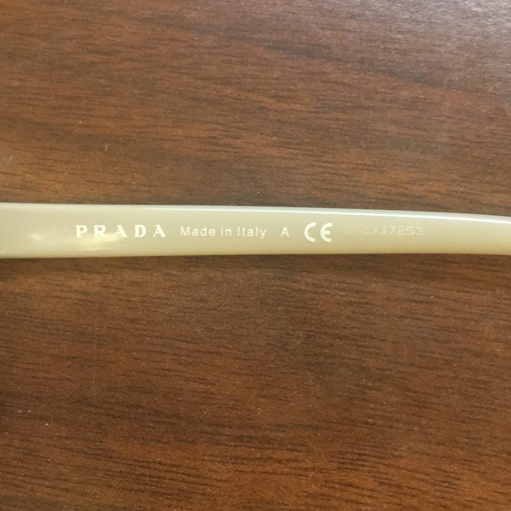 Prada Frames - image 5